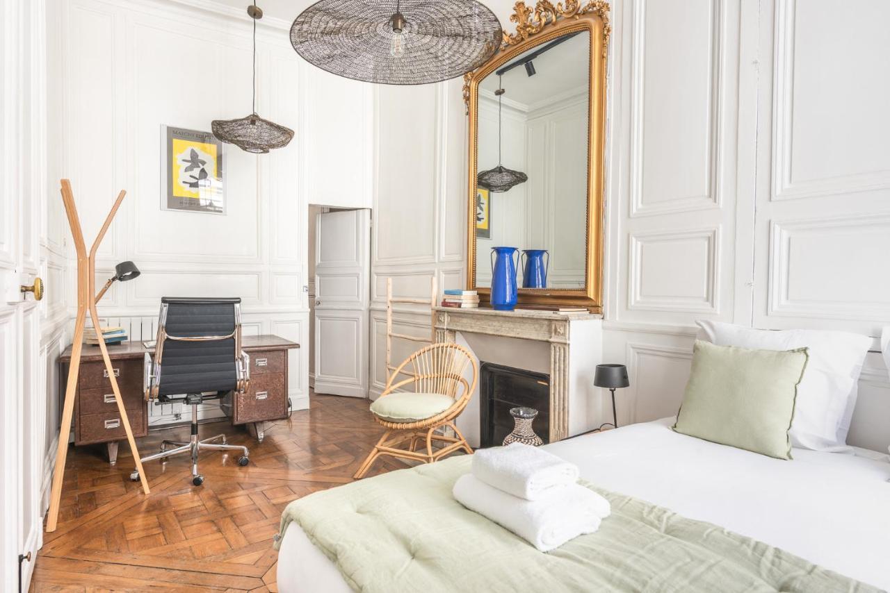 Outstanding Parisian Flat In Heart Of Paris Center Lägenhet Exteriör bild