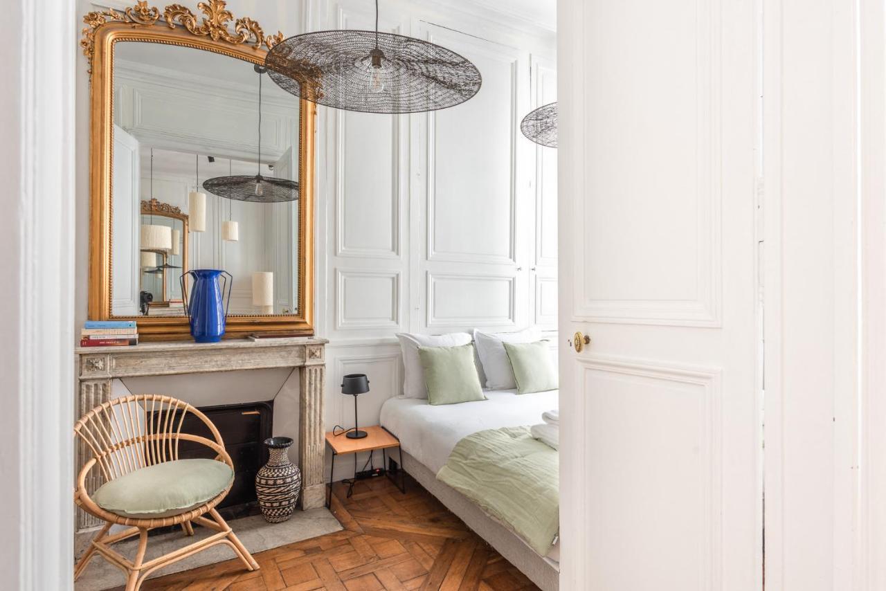 Outstanding Parisian Flat In Heart Of Paris Center Lägenhet Exteriör bild